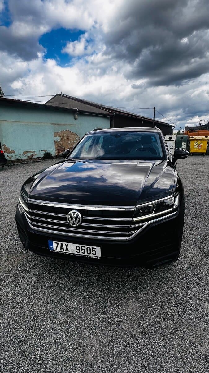 2019 Volkswagen TOUAREG