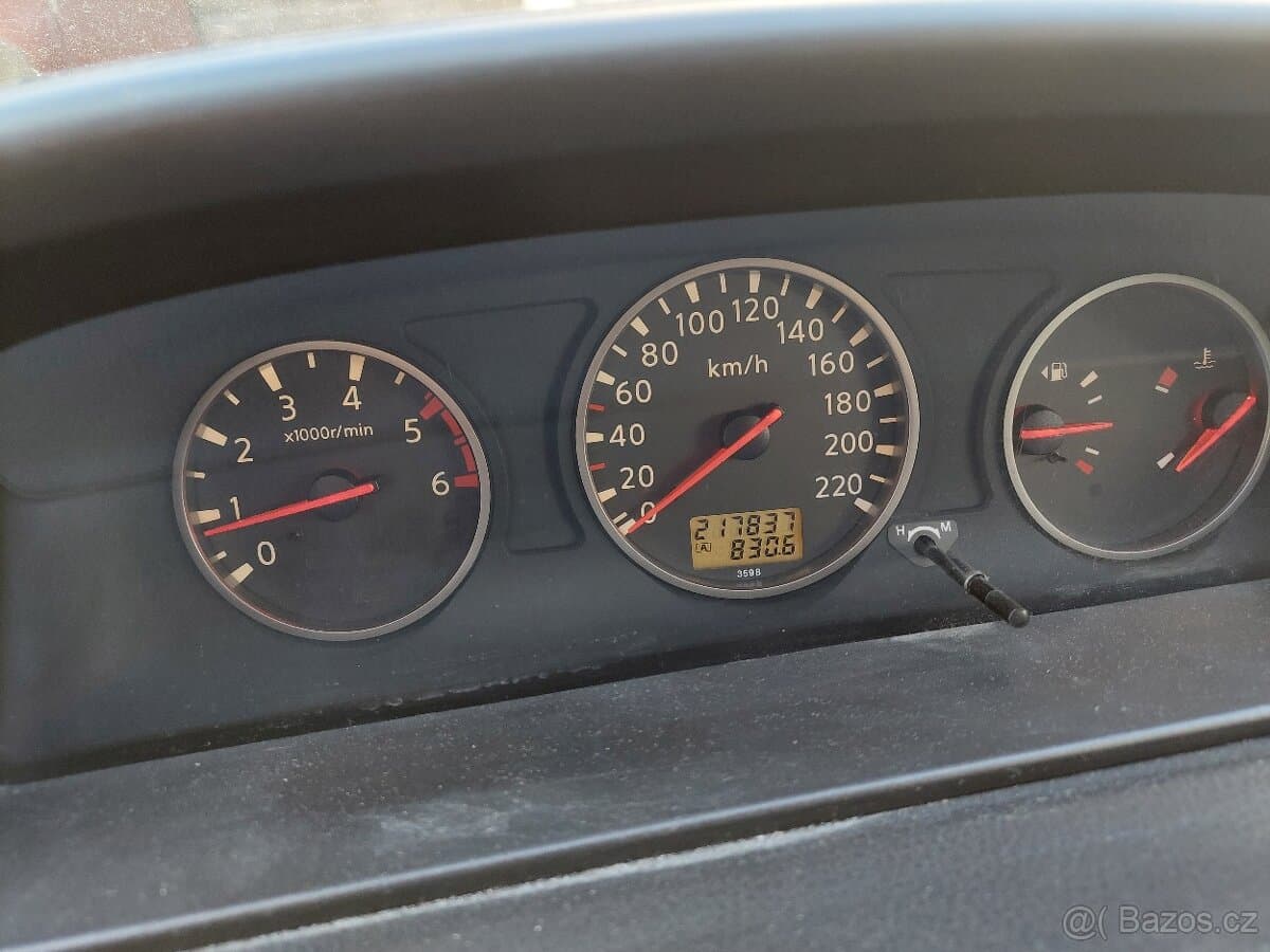 2004 Nissan X-TRAIL