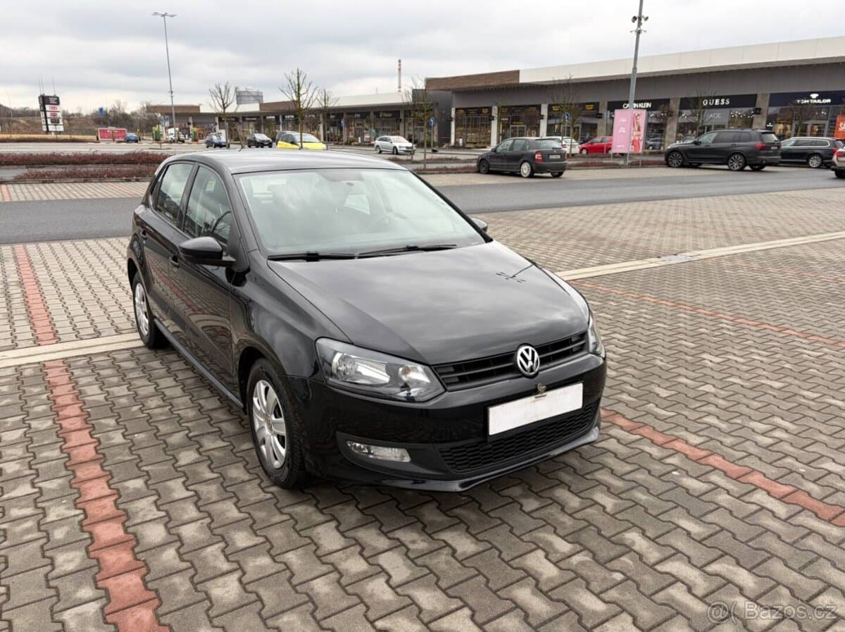 2011 Volkswagen POLO