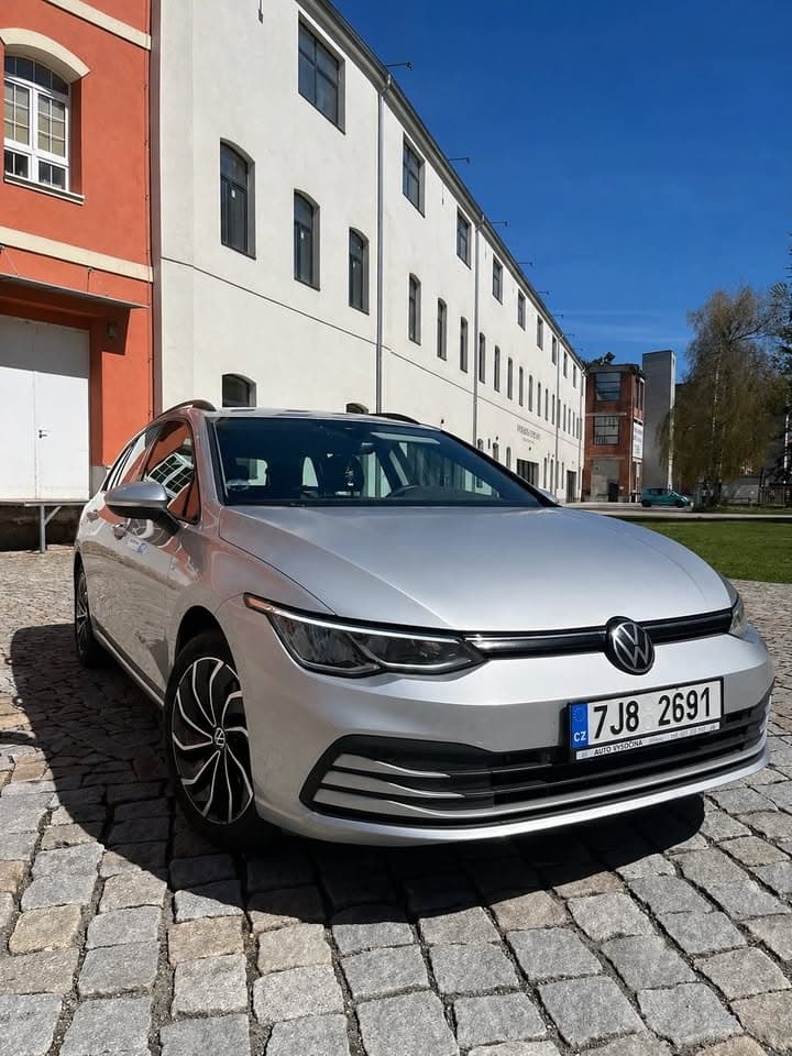 2021 Volkswagen GOLF