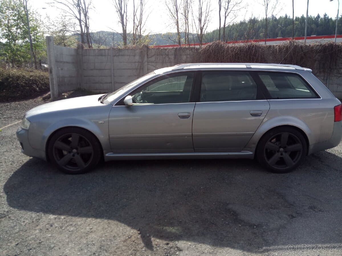 2003 Audi RS6