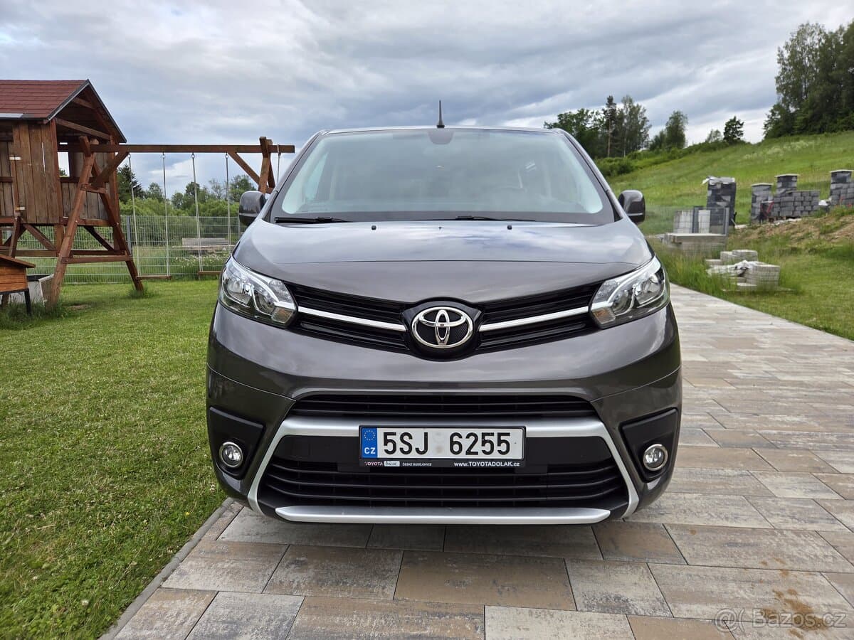 2021 Toyota PROACE