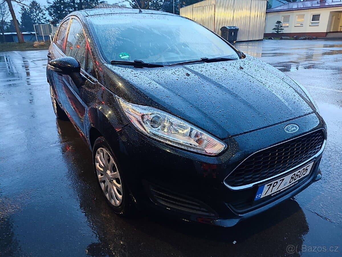 2016 Ford FIESTA