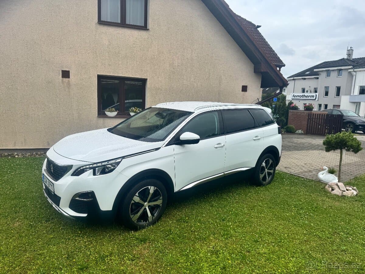 2019 Peugeot 5008