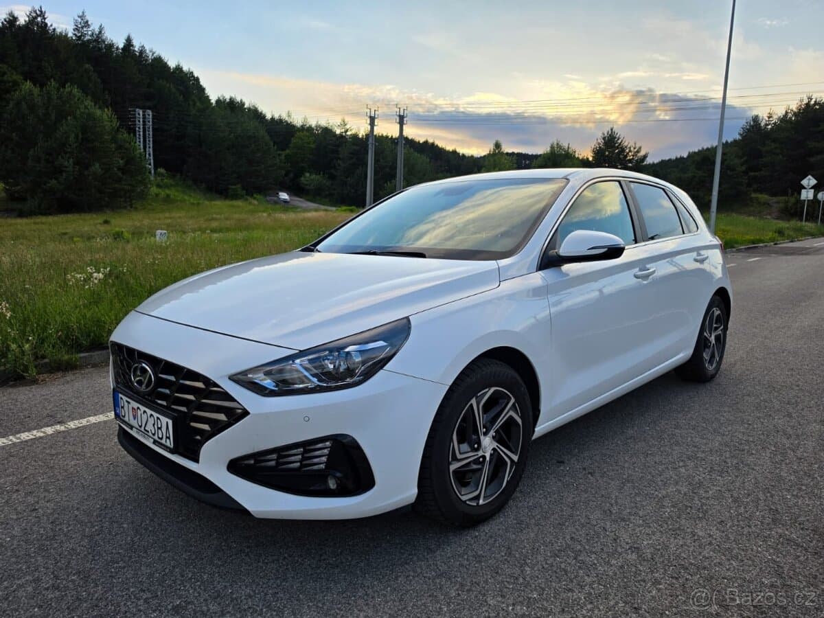 2022 Hyundai i30