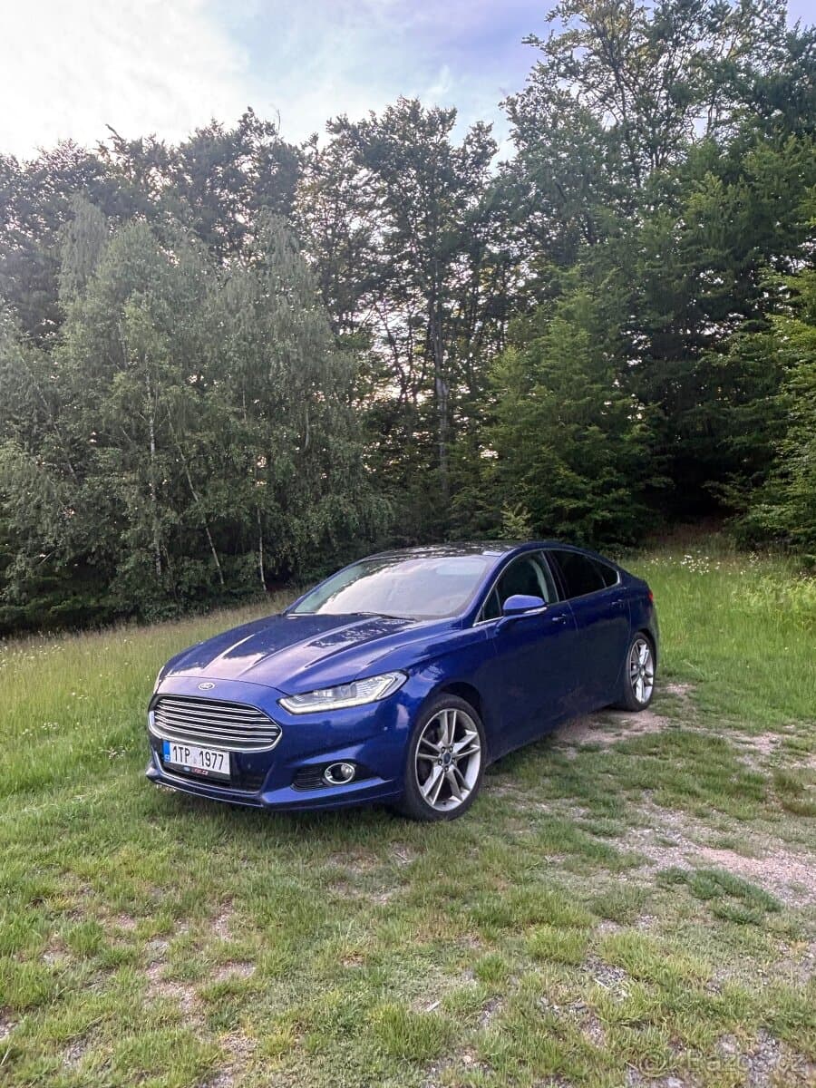 2015 Ford MONDEO