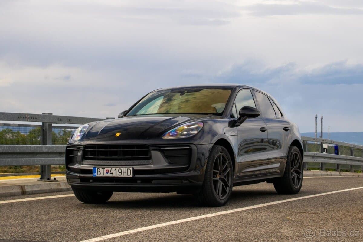 2022 Porsche MACAN