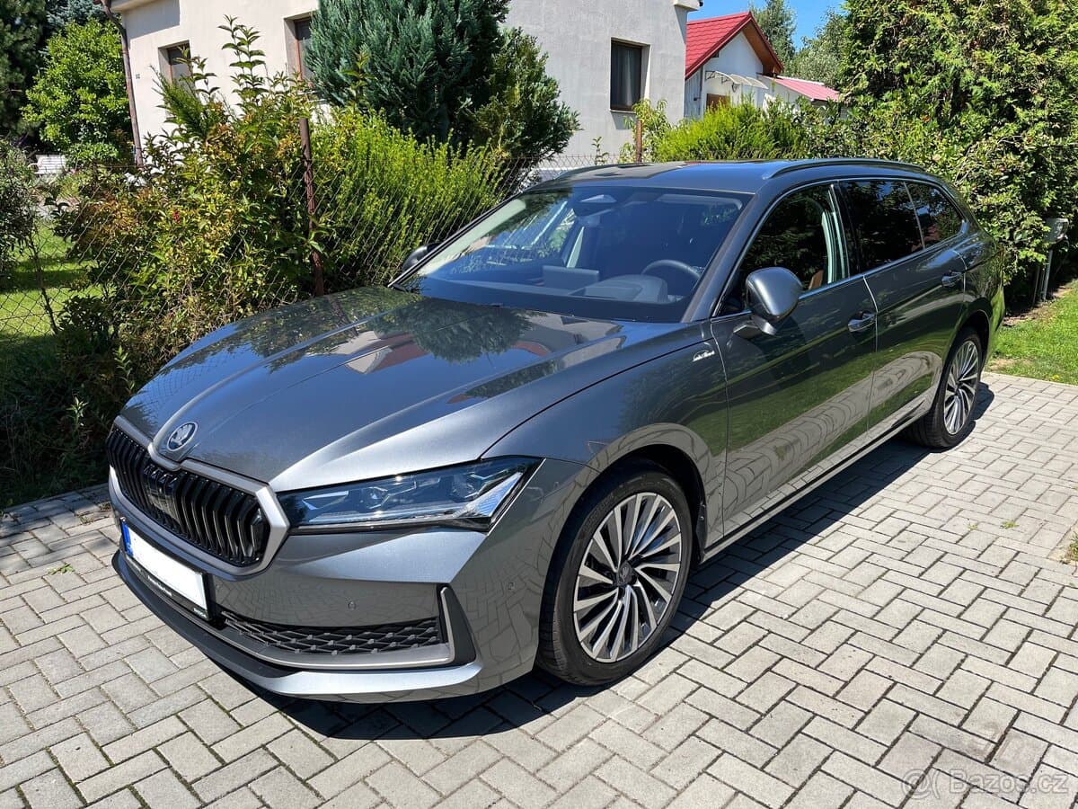 2025 Škoda SUPERB