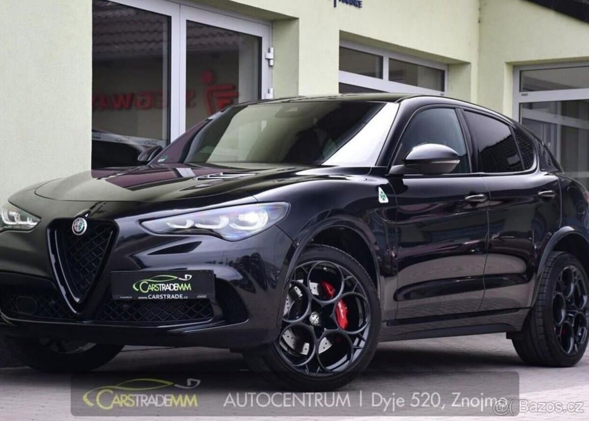 2024 Alfa Romeo STELVIO