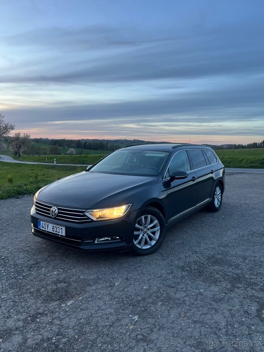 2015 Volkswagen PASSAT