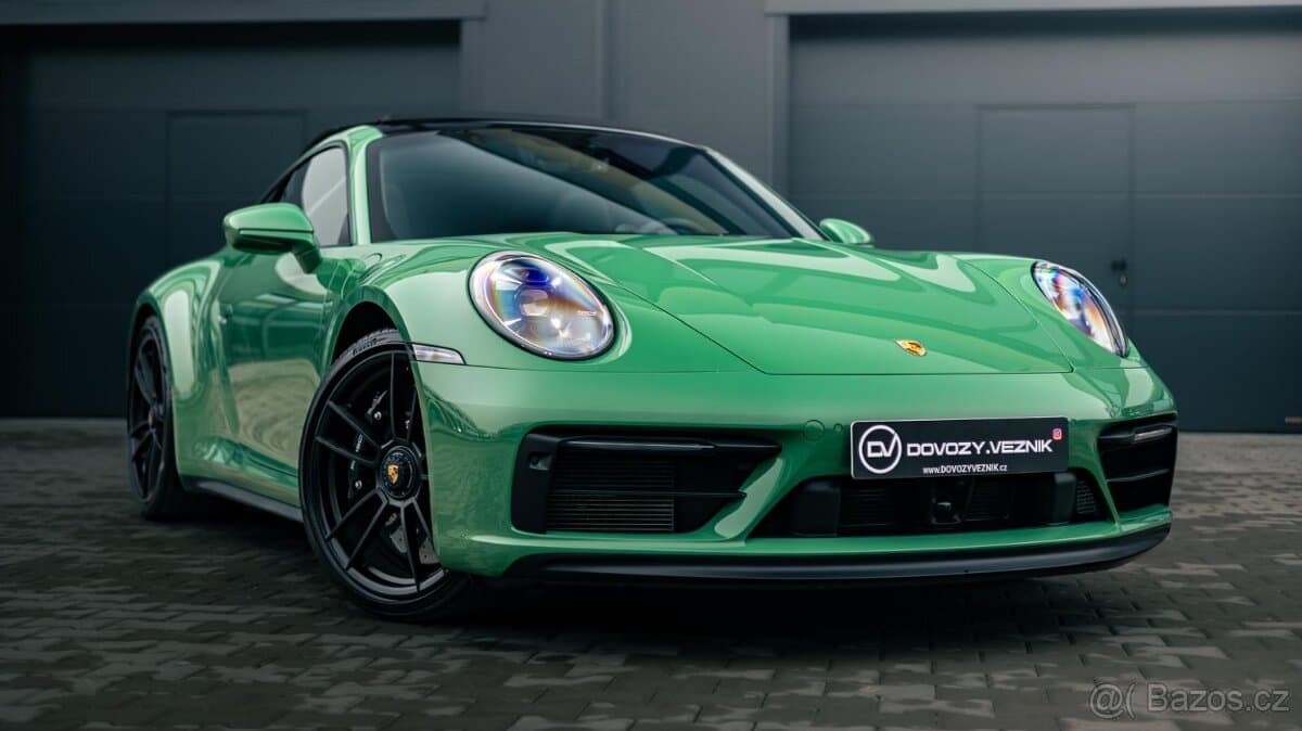 2023 Porsche 911