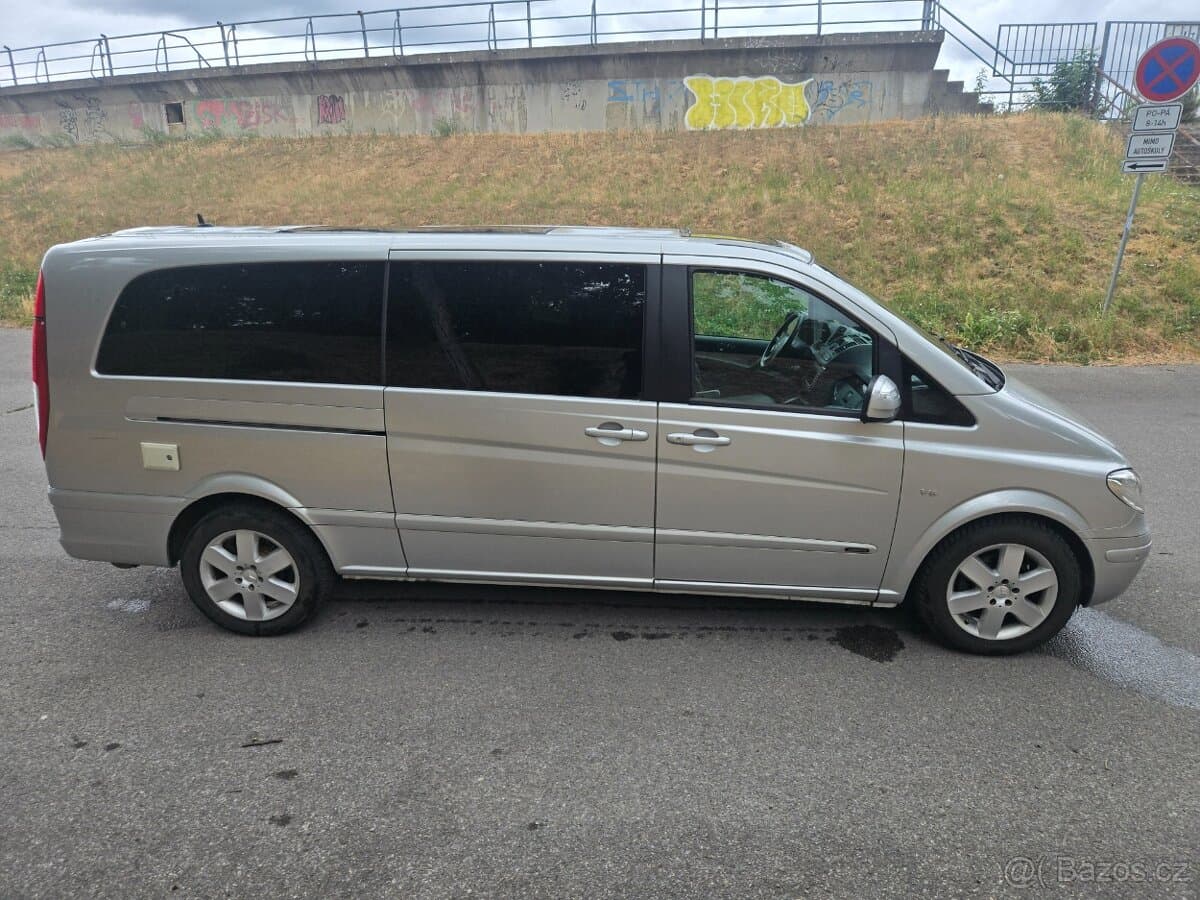 2010 Mercedes-Benz VIANO
