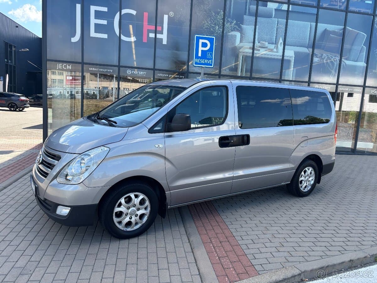 2013 Hyundai H-1
