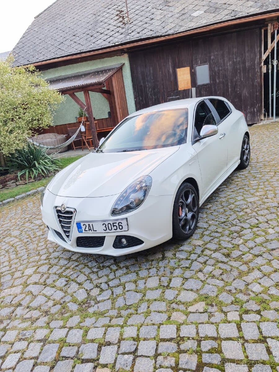2011 Alfa Romeo GIULIETTA