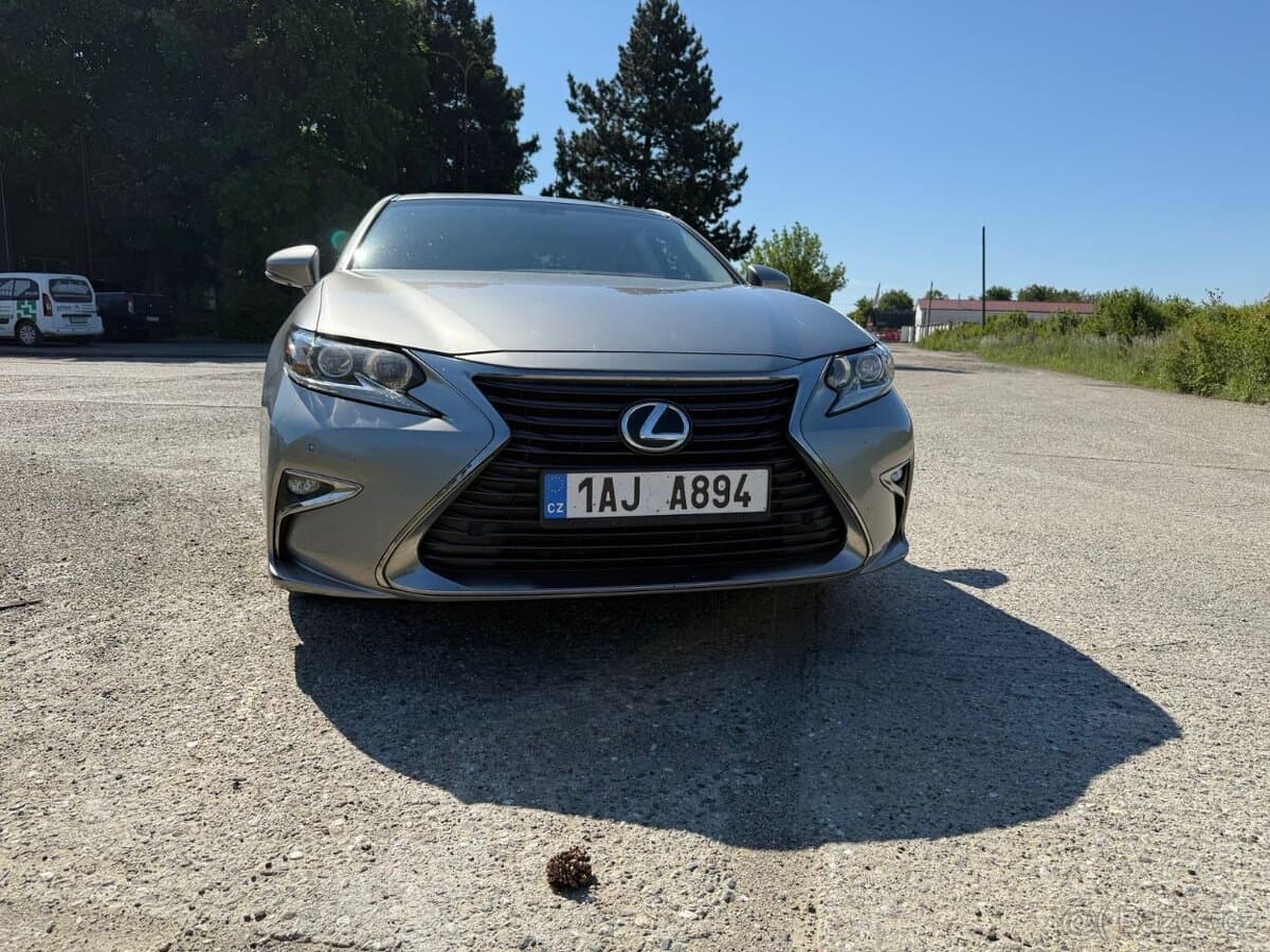 2018 Lexus ES