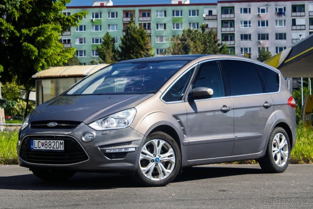 2013 Ford S-MAX