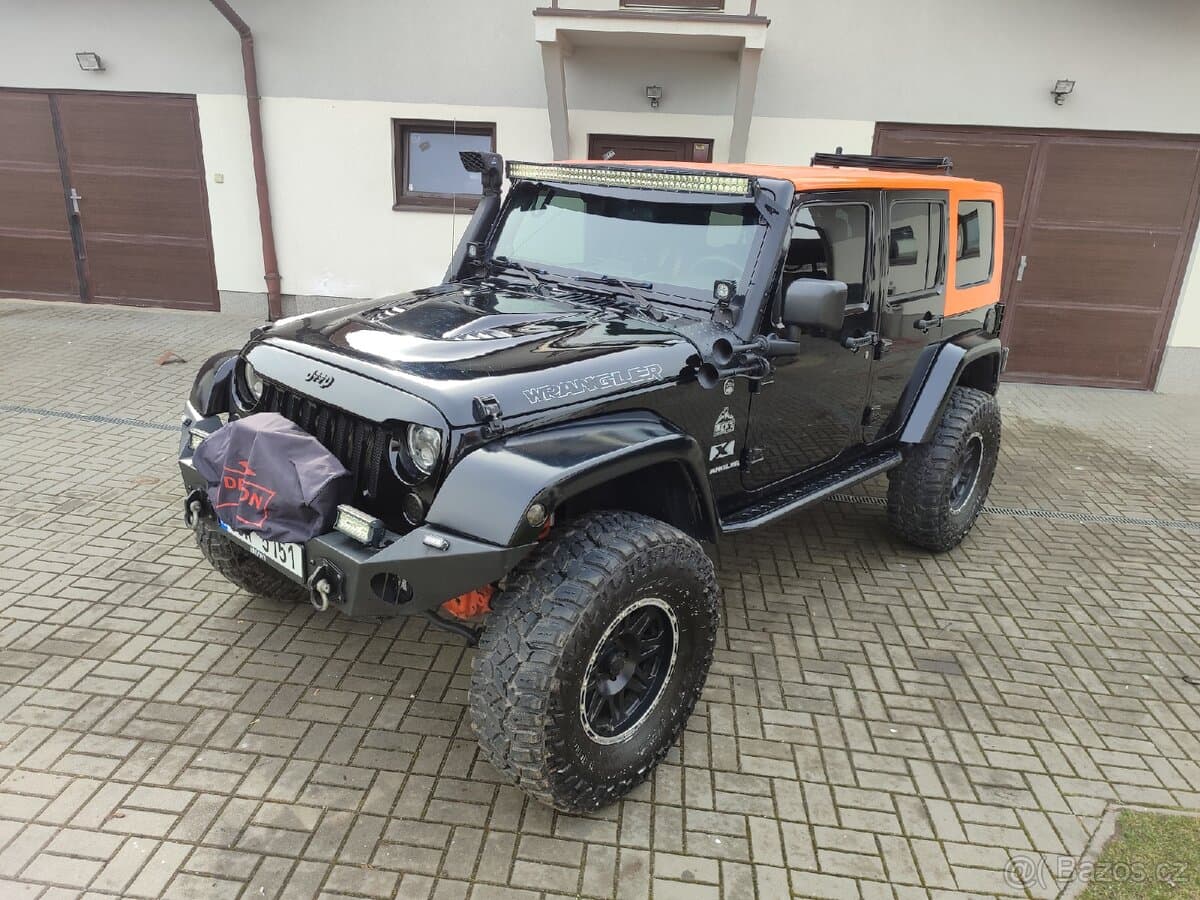 2009 Jeep WRANGLER