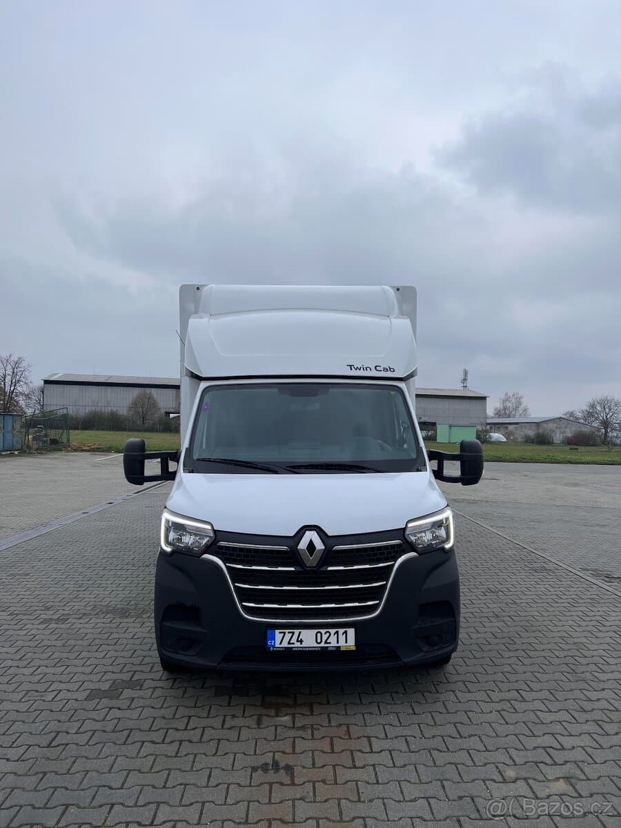 2021 Renault MASTER