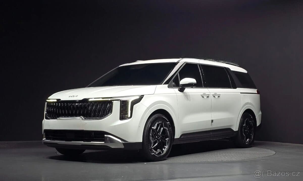 2024 Kia CARNIVAL