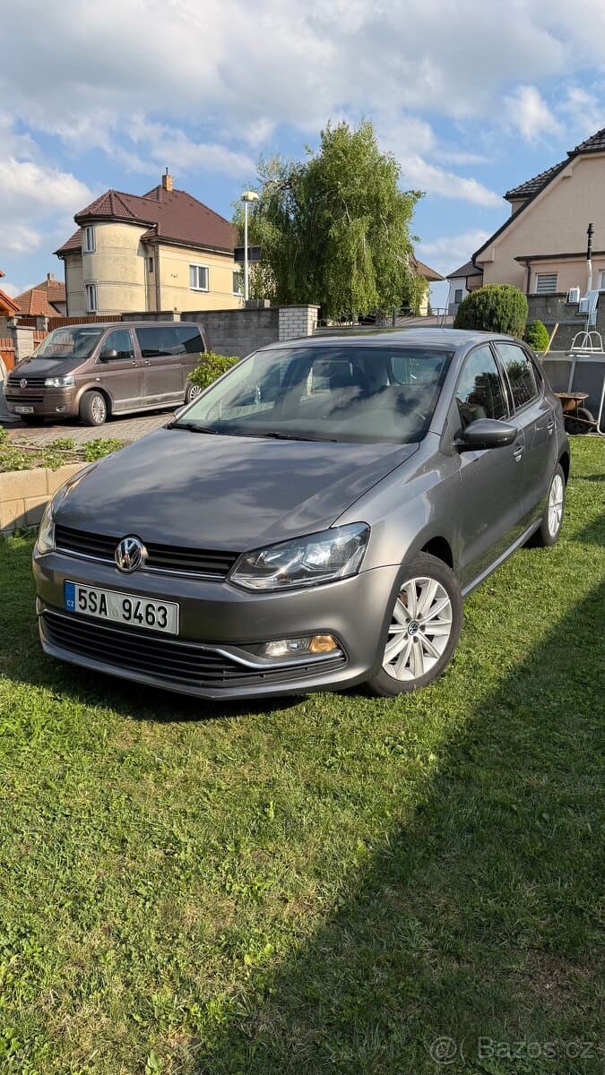 2015 Volkswagen POLO