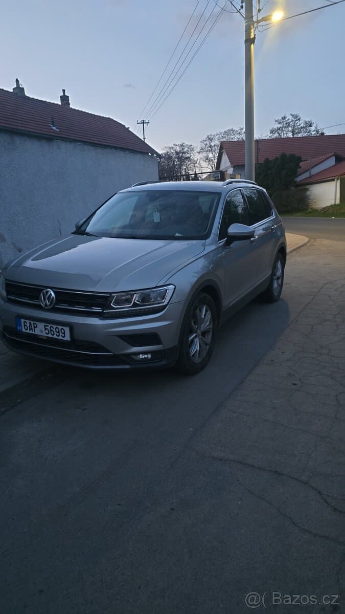 2017 Volkswagen TIGUAN