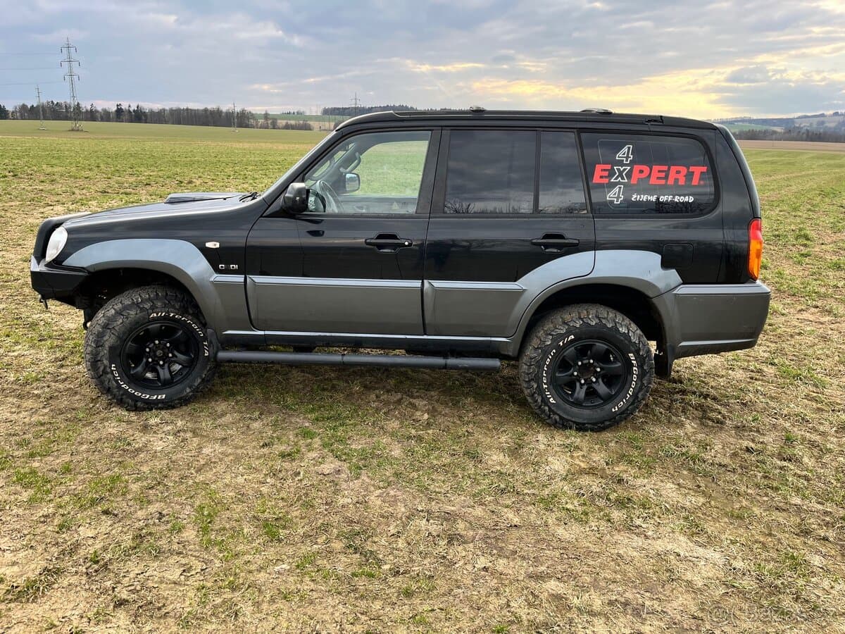 Hyundai TERRACAN