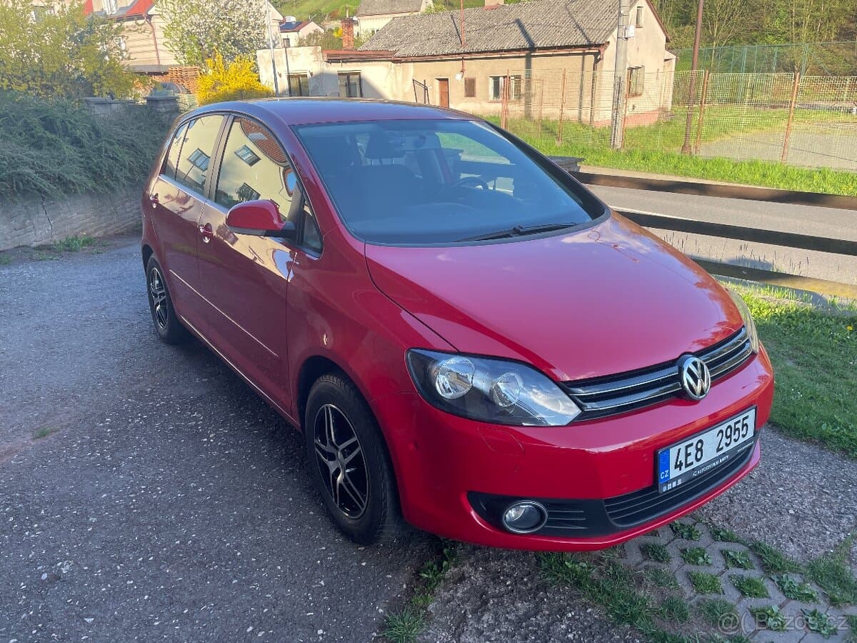 2012 Volkswagen GOLF