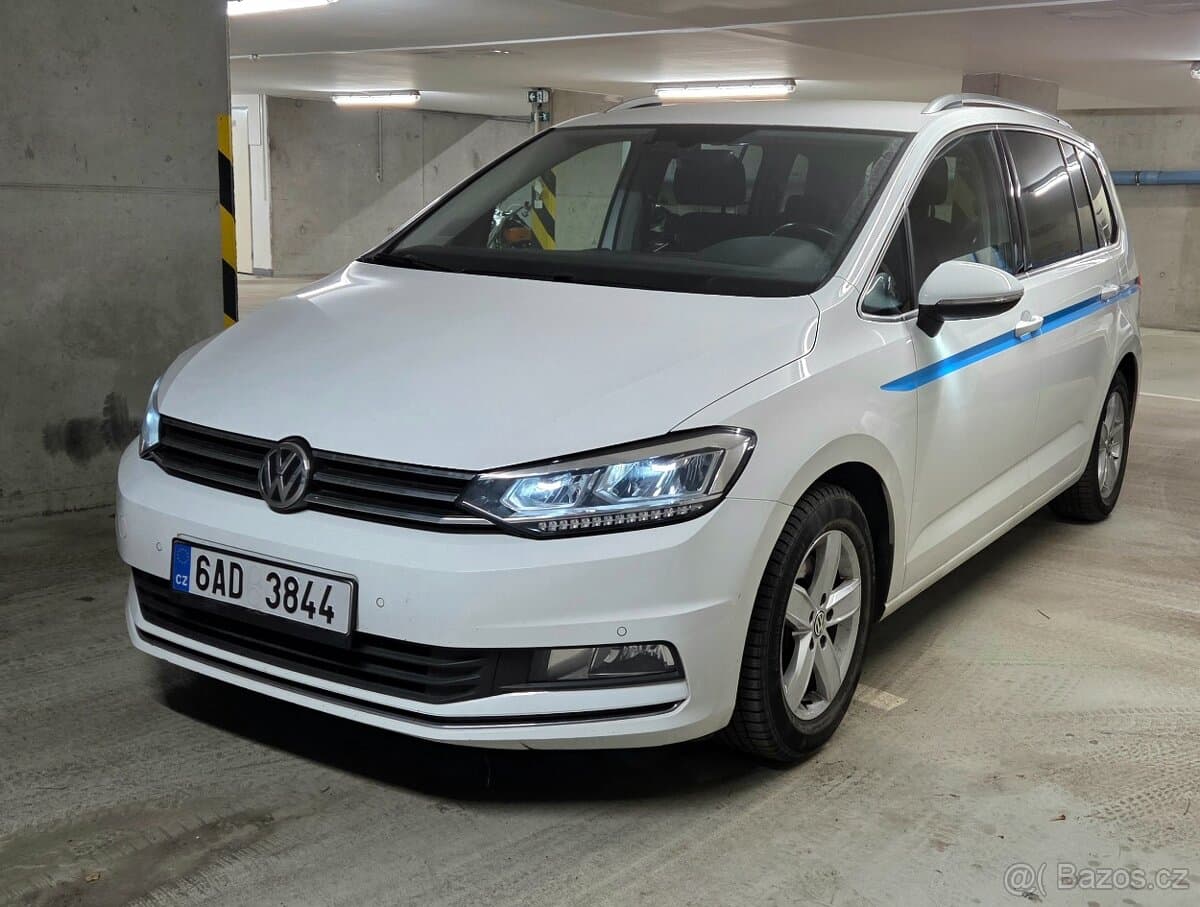 2017 Volkswagen TOURAN