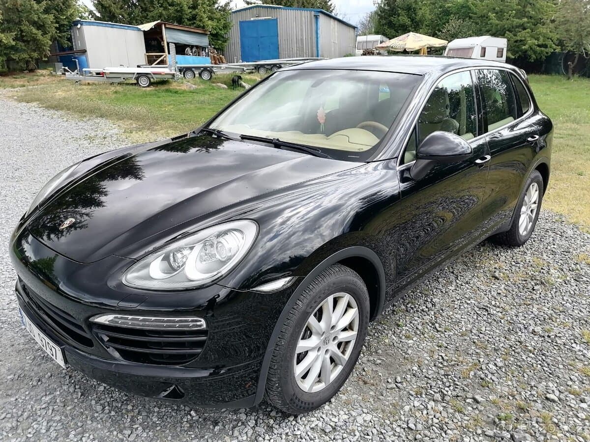 2011 Porsche CAYENNE