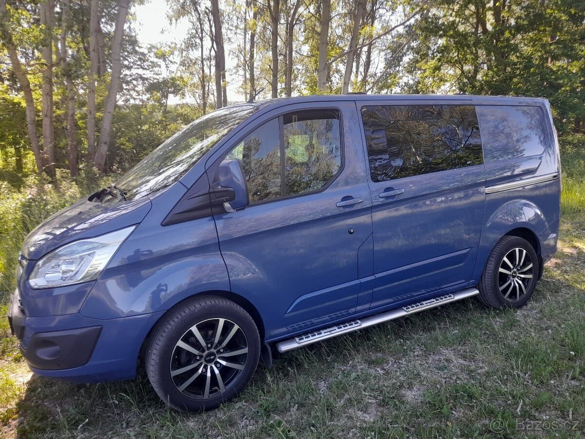 2015 Ford TOURNEO