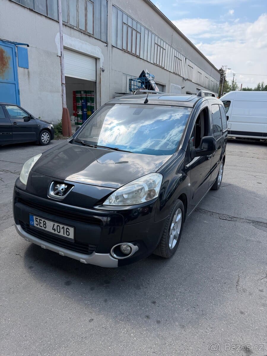 2012 Peugeot PARTNER
