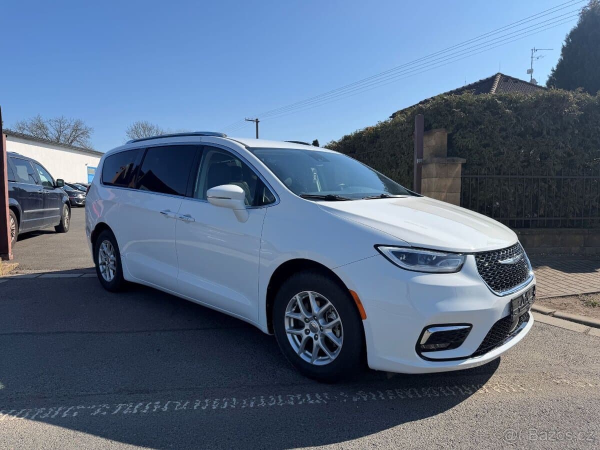 Chrysler PACIFICA