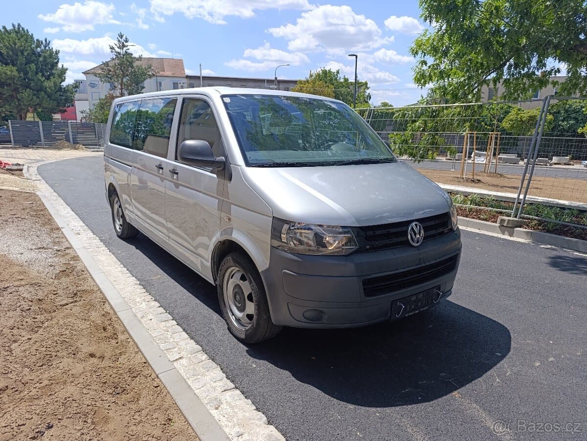 2010 Volkswagen TRANSPORTER