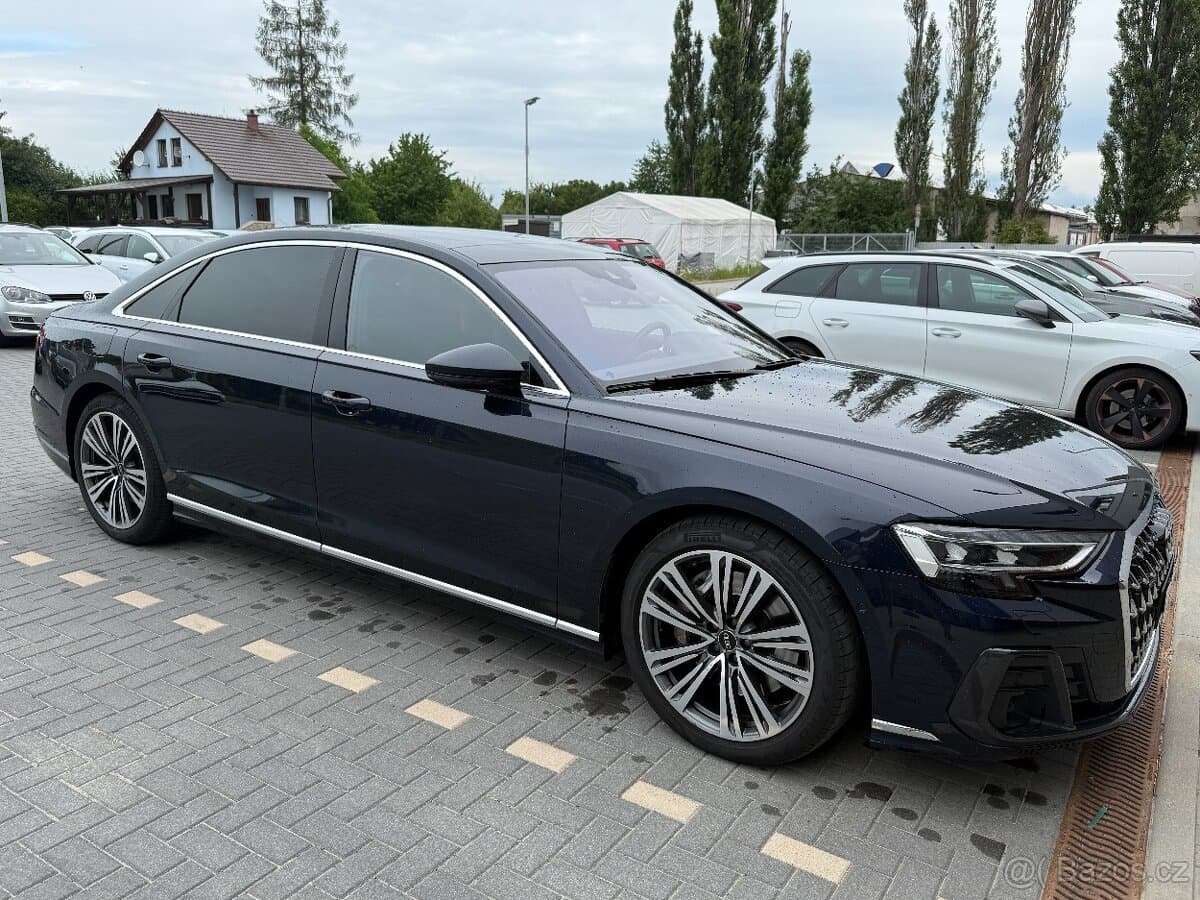 2023 Audi A8
