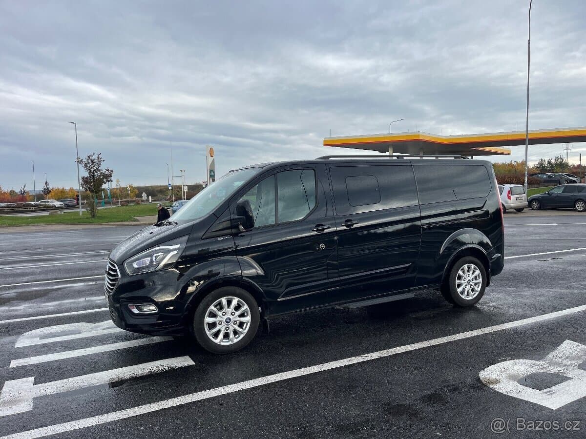 2019 Ford TOURNEO