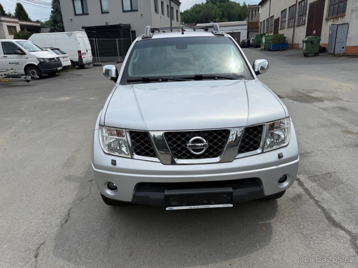 2009 Nissan NAVARA