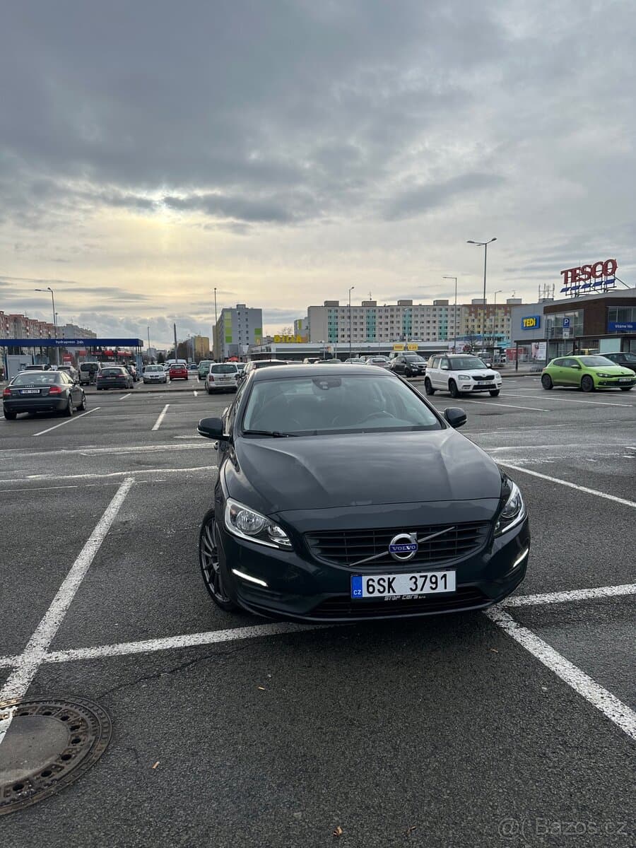 2016 Volvo S60