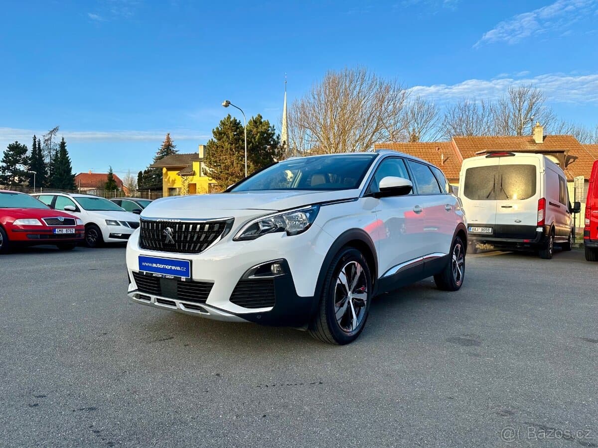 2020 Peugeot 5008