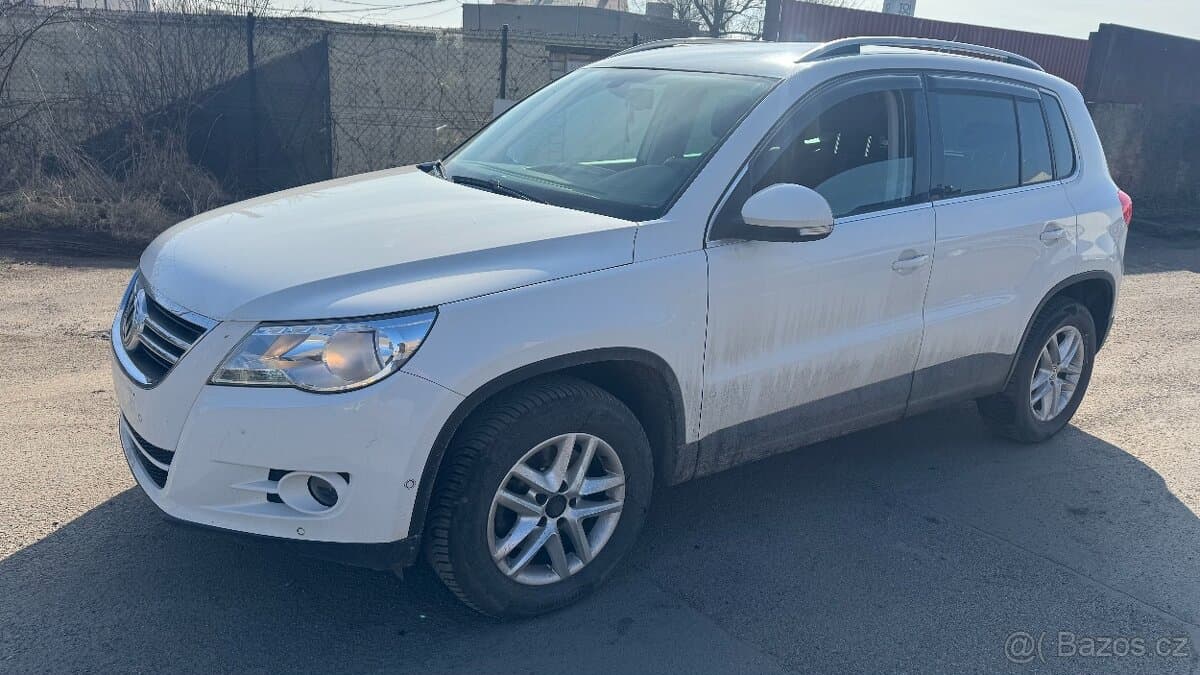 2011 Volkswagen TIGUAN
