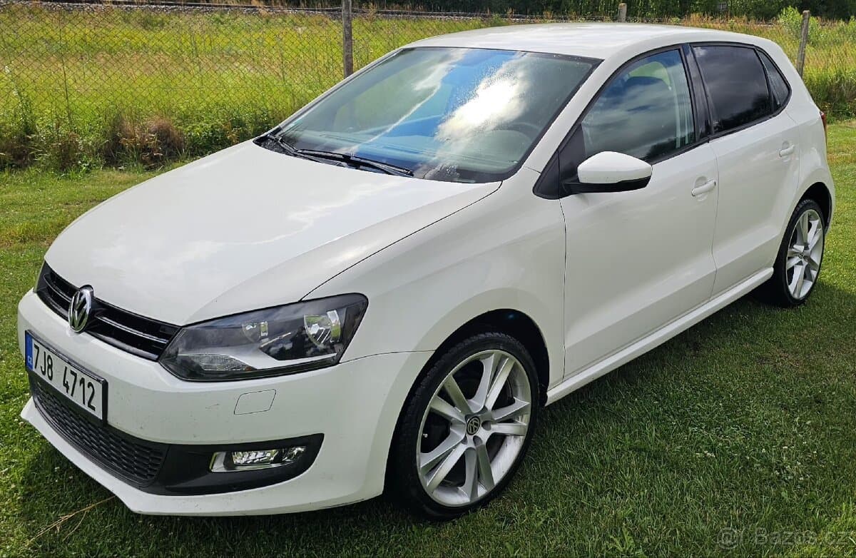 2011 Volkswagen POLO