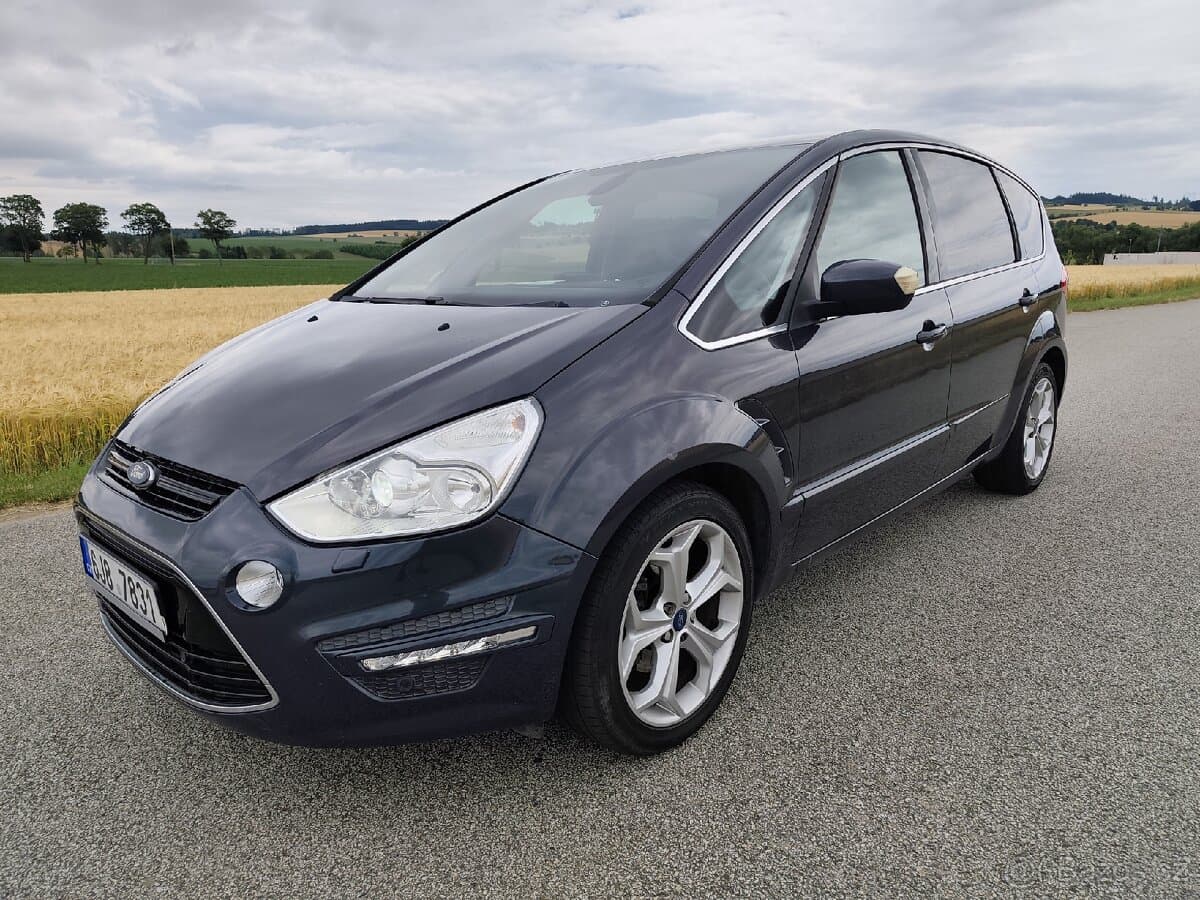 2012 Ford S-MAX