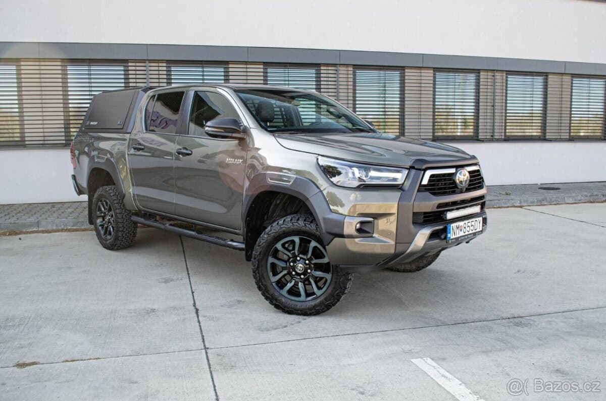2024 Toyota HILUX