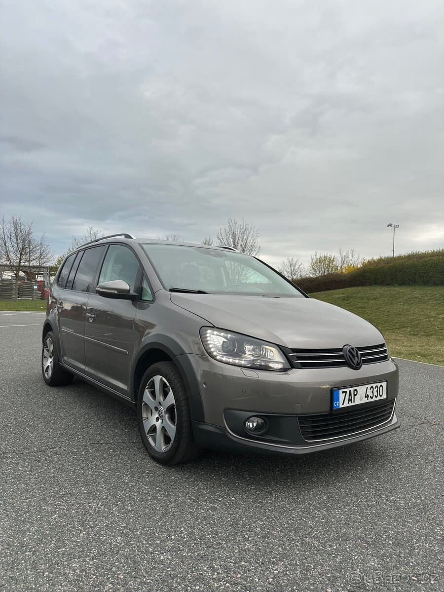2011 Volkswagen TOURAN