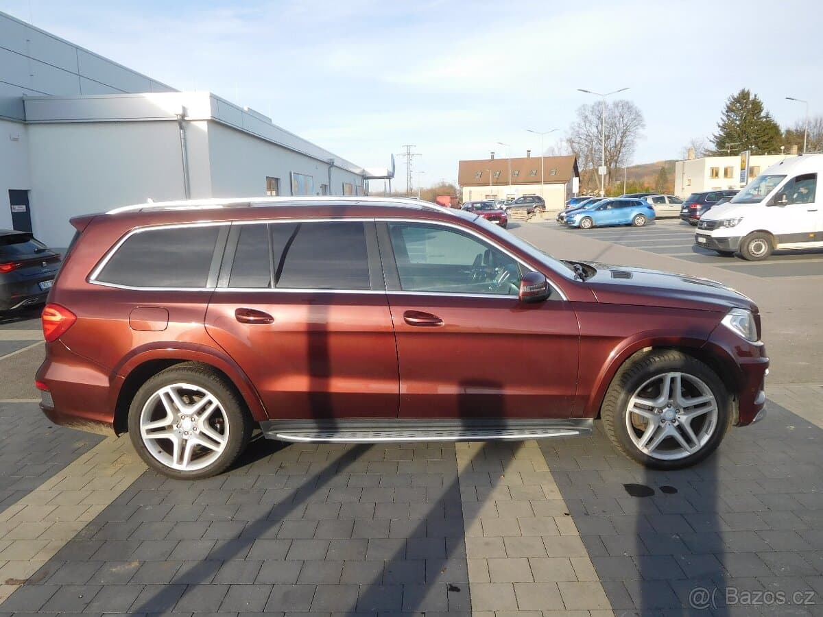 2012 Mercedes-Benz GL