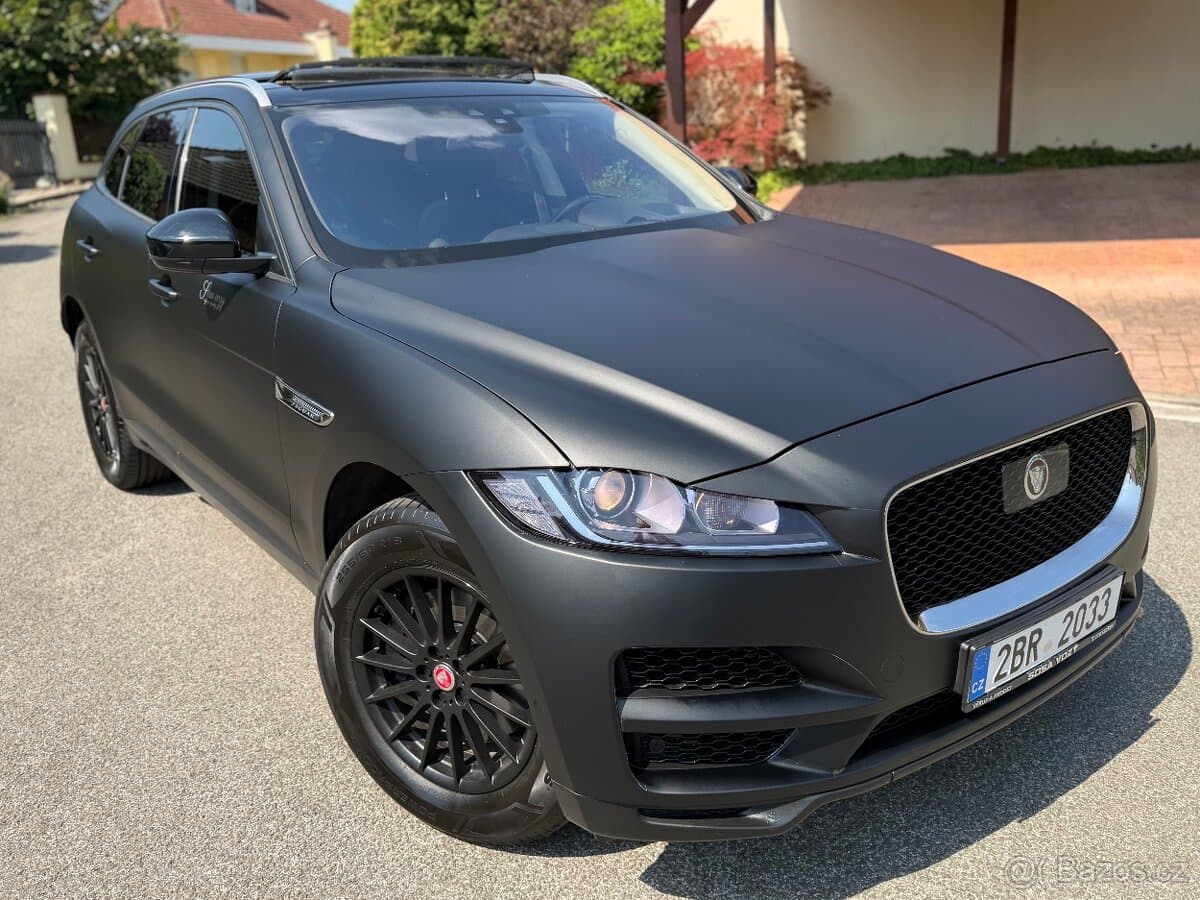 Jaguar F-PACE