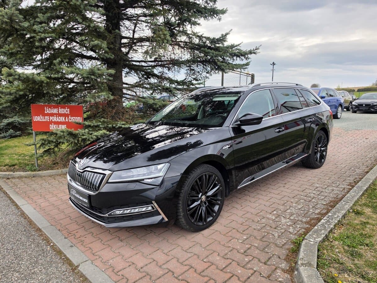 2023 Škoda SUPERB