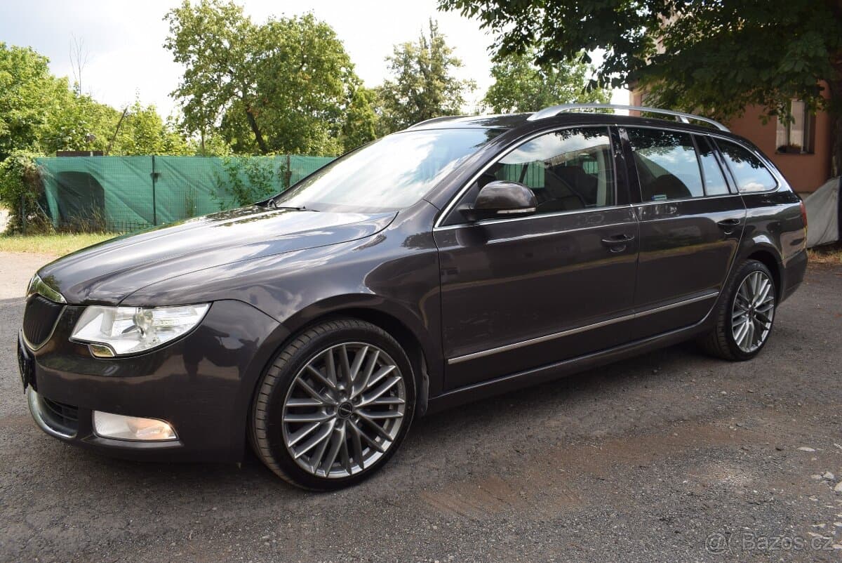 2011 Škoda SUPERB