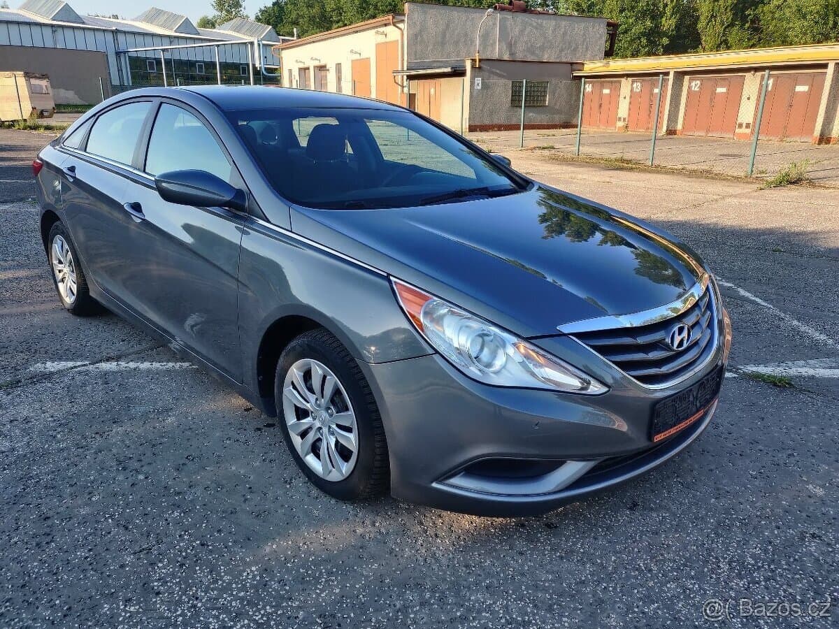 2010 Hyundai SONATA