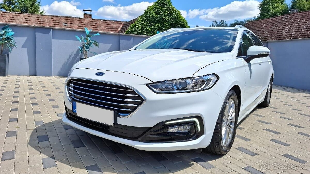 2021 Ford MONDEO