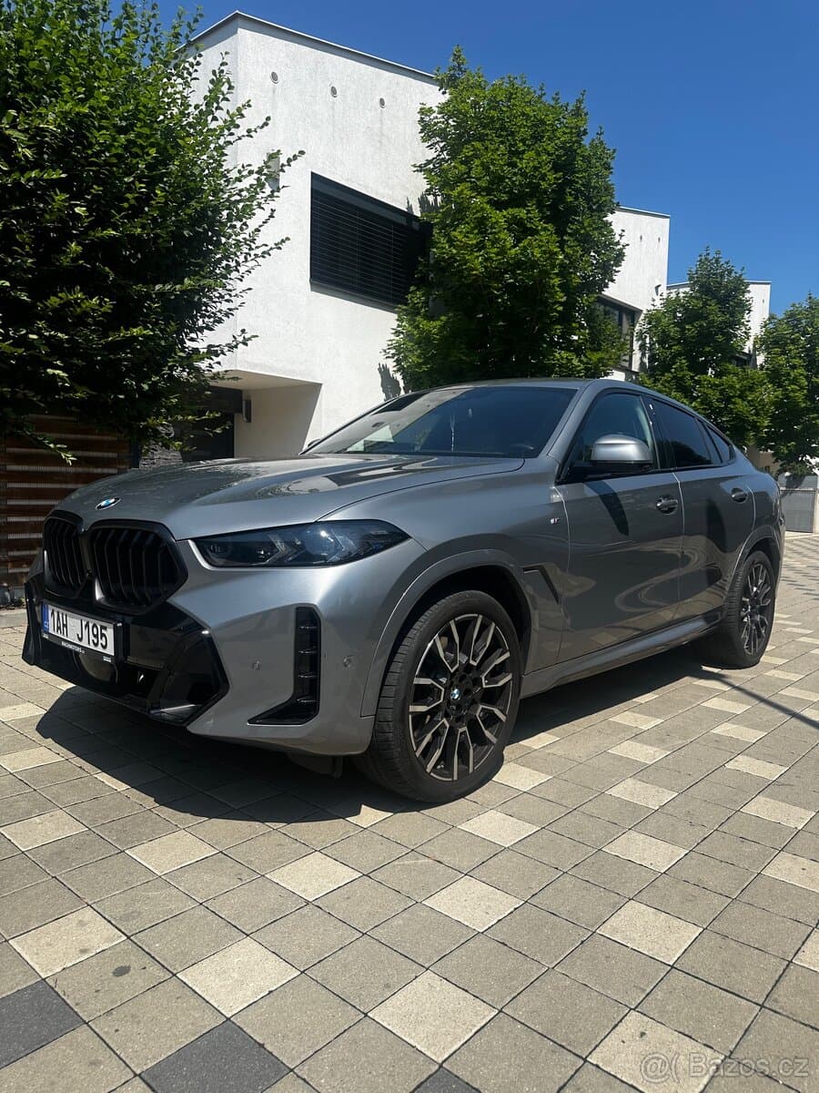 2023 BMW X6